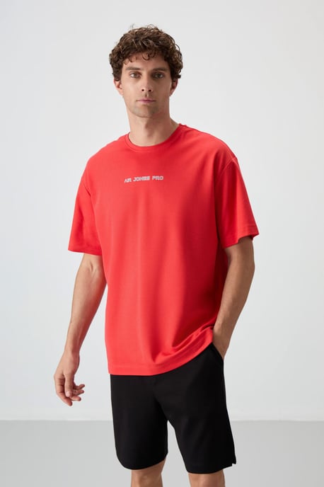 Tommy Life Oversized T-Shirt mit Rundhalsausschnitt und Print - Rot - Image 4