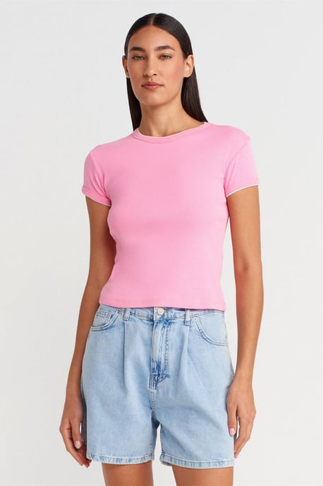 Damen Slim Fit Baumwoll-Crop-T-Shirt - Image 1