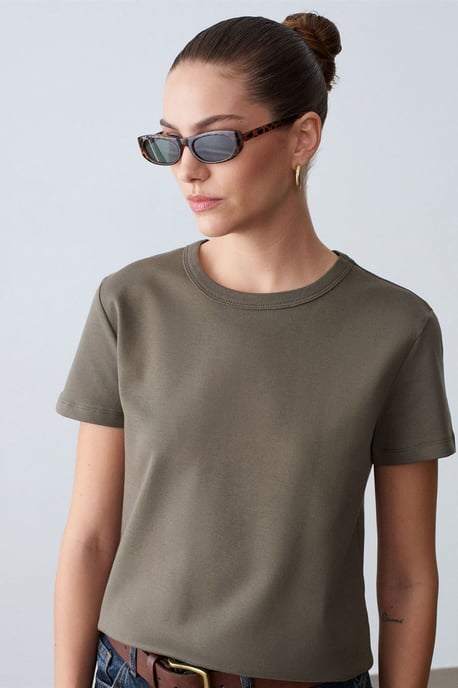 Damen T-Shirt mit Rundhalsausschnitt - Image 4