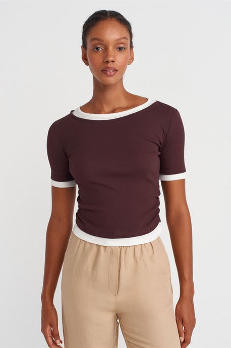 Damen Cropped Slim-Fit Rundhalsausschnitt T-Shirt - Image 1