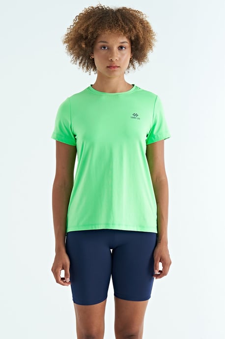 Damen entspanntes Crew-Neck T-Shirt mit seitlichen Schlitzen - Image 2