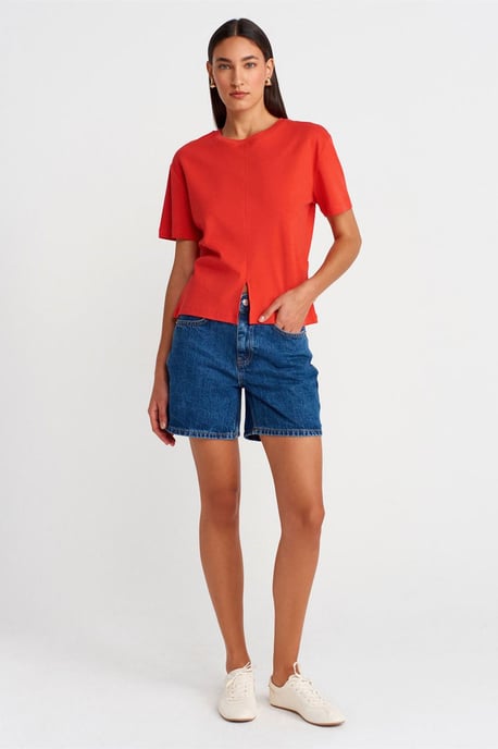 Damen Baumwoll T-Shirt mit Rundhalsausschnitt und Schlitz - Image 4