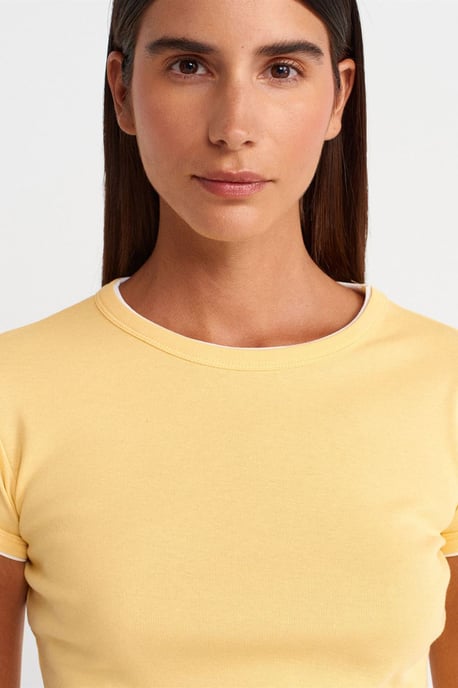 Damen Slim Fit Baumwoll-Crop-T-Shirt - Image 3