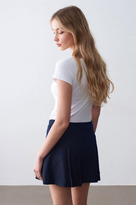 Damen Slim Fit Baumwoll U-Ausschnitt T-Shirt - Image 2