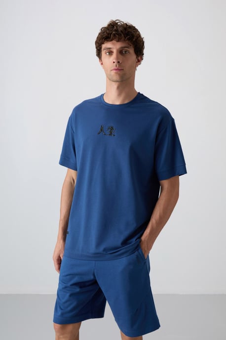 Übergröße Bedrucktes Rundhals-T-Shirt - Image 1