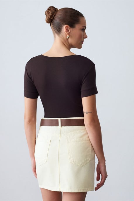Damen Slim Fit Rundhals-T-Shirt - Image 2