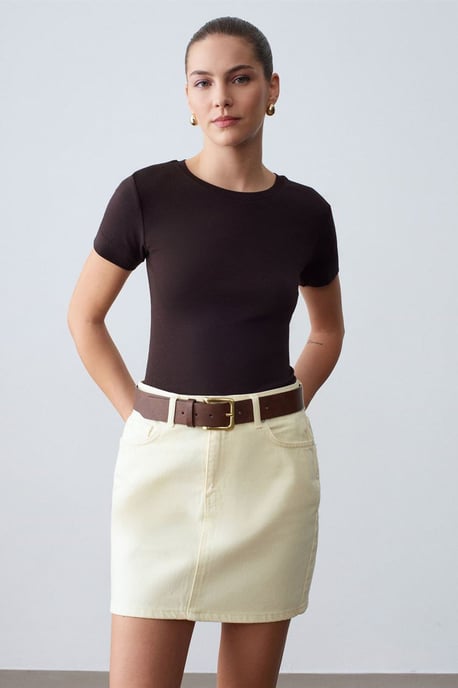 Damen Slim Fit Rundhals-T-Shirt - Image 3