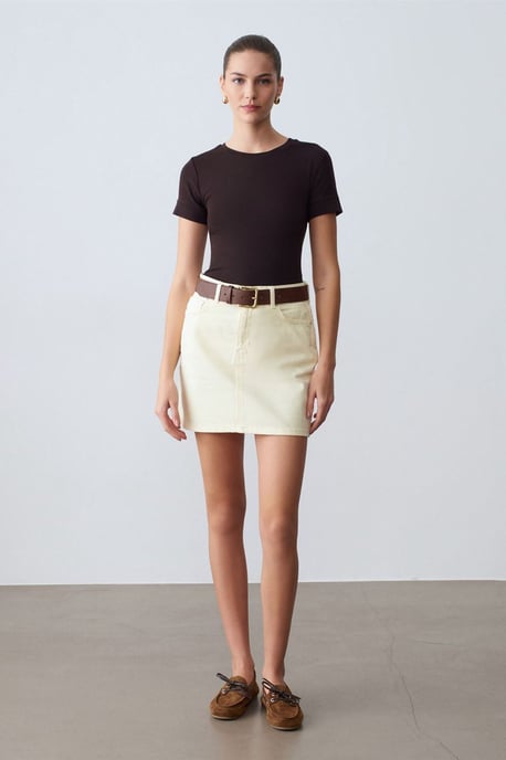 Damen Slim Fit Rundhals-T-Shirt - Image 4