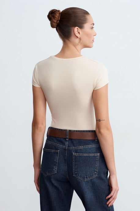 Slim Fit Rundhals-T-Shirt - Image 2