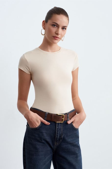 Slim Fit Rundhals-T-Shirt - Image 3