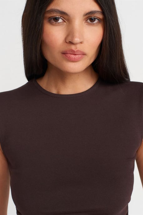 Damen Rippenloses Ärmelloses Rundhals-T-Shirt - Image 3