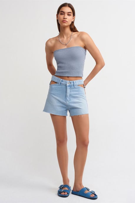 Hochtaillierte Baumwoll-Denim-Mom-Shorts mit Cut-Out-Details - Image 3