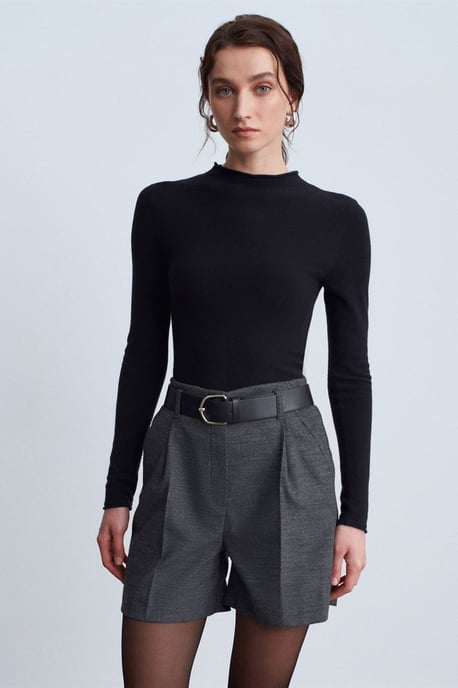 Hochtaillierte, bundelastische, weitgeschnittene Tailor-Shorts - Image 2
