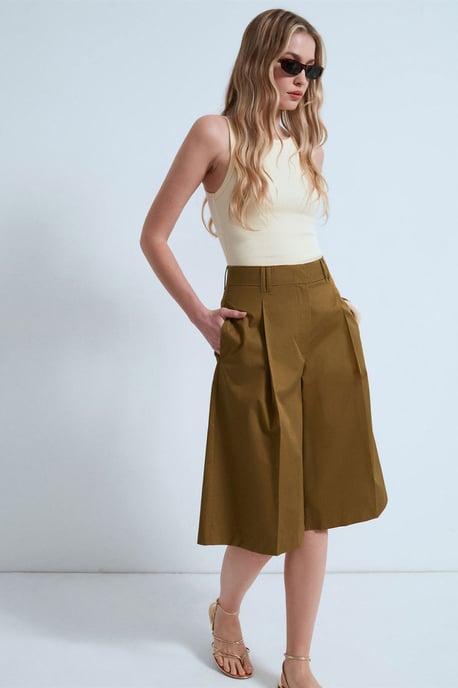 Hochtaillierte Baumwoll-Popeline Capri-Shorts - Image 1