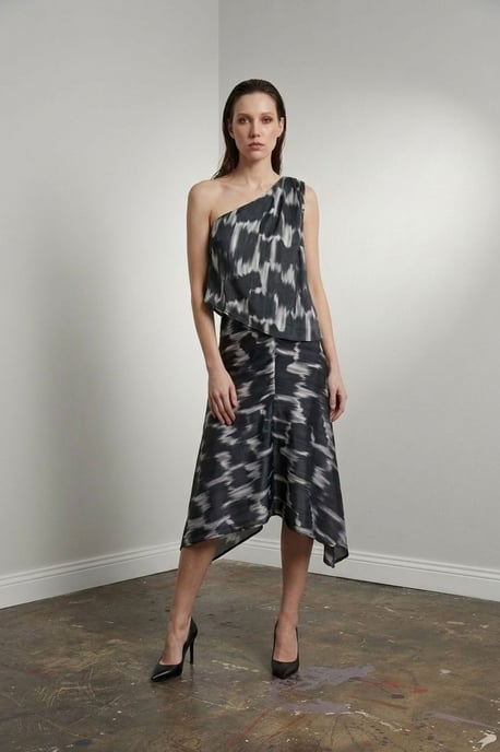 Asymmetrisches Satinblusen- und Midikleid-Set - Image 3