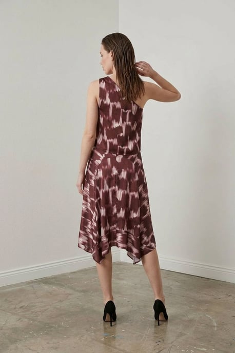Asymmetrisches Satin-Blusen- und Midiröcke-Set - Image 5