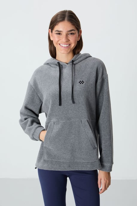 Oversized Plüsch-Hoodie mit Stickerei - Image 1