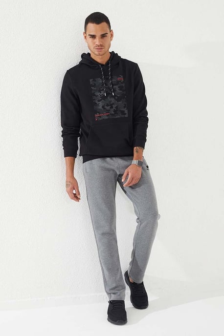 Herren Kapuzenpullover mit Camouflage-Print - Image 2