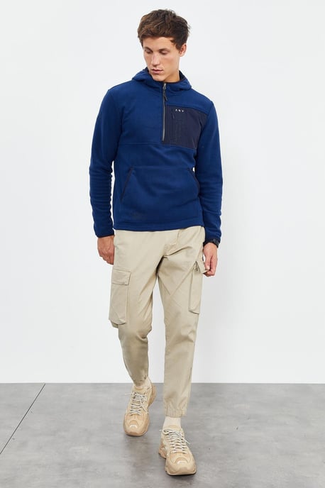 Herren Sweatshirt mit halber Reißverschluss und Kapuze - Image 6
