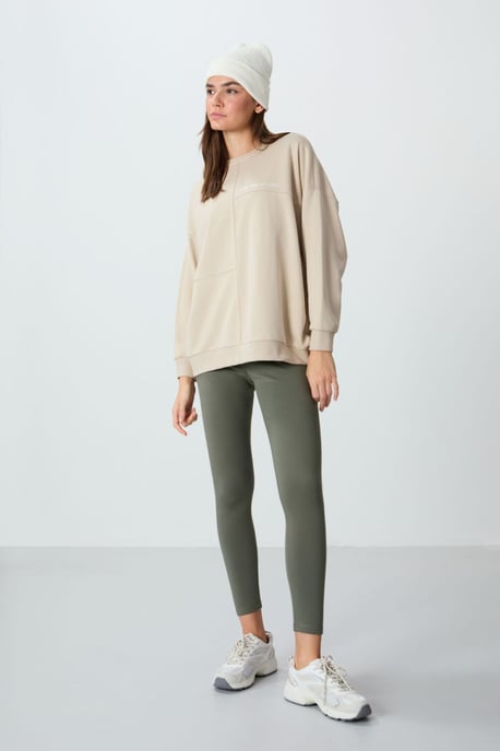 Übergroßer Rundhals-Sweatshirt - Image 4