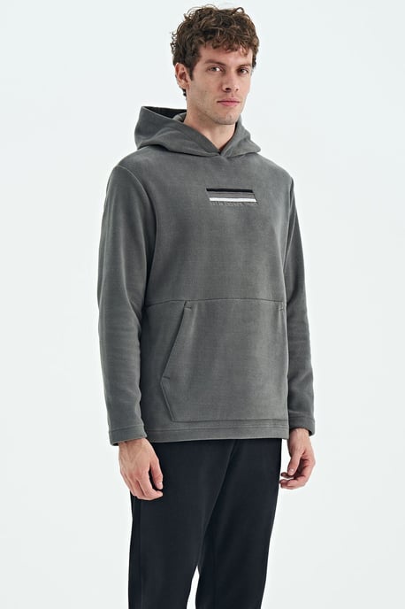 Herren Hoodie mit bedrucktem Logo - Image 5