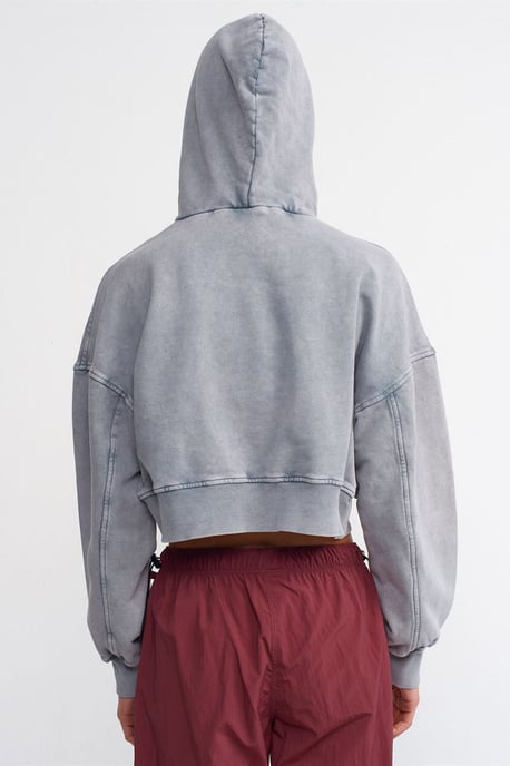 Damen Oversized Cropped Kapuzensweatshirt - Image 2