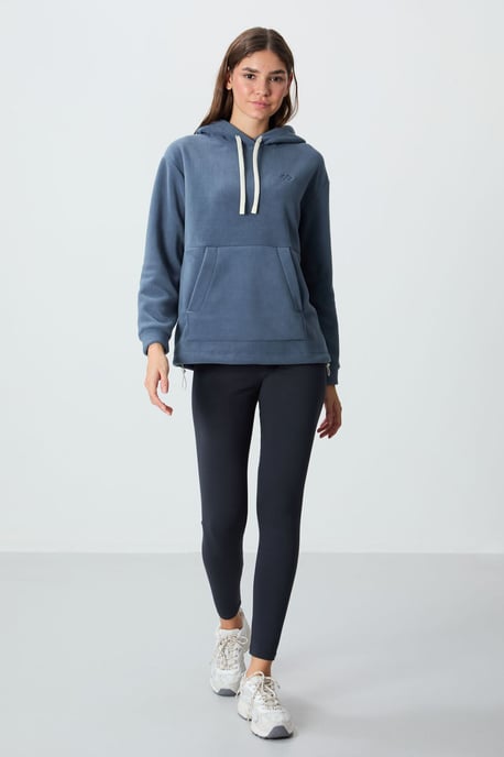 Übergroßer Plüsch-Hoodie mit Stickerei - Image 2