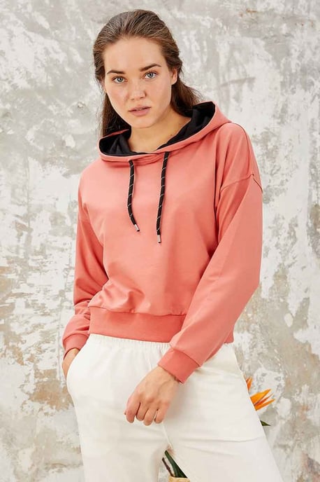 Lässiges Kapuzensweatshirt mit Bindegürtel - Image 4