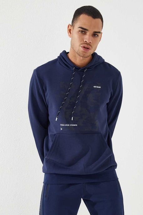 Herren Kapuzenpullover mit Camouflage-Druck - Image 6