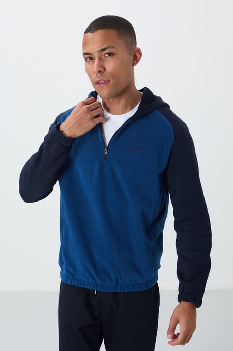 Herren Farbblockierte Halb-Zip Plüsch Sweatshirt - Image 4