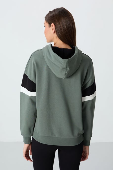 Übergröße Farbblock Kapuzenpullover mit Tasche - Image 6