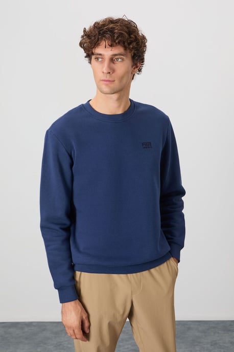 Herren Sweatshirt mit regulärer Passform und Rundhalsausschnitt - Image 1