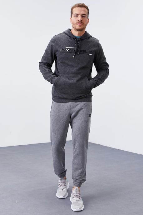 Herren Bedruckter Kapuzenpullover mit Tasche - Image 4