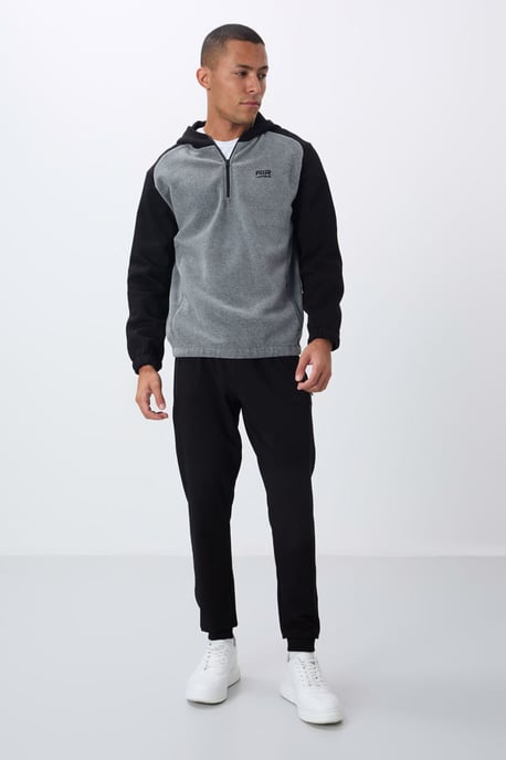 Herren Farbblockierter Halbzip Plush Sweatshirt - Image 3