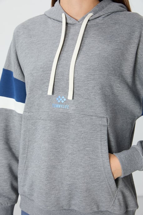 Übergröße Farbblock Kapuzen-Sweatshirt mit Tasche - Image 2