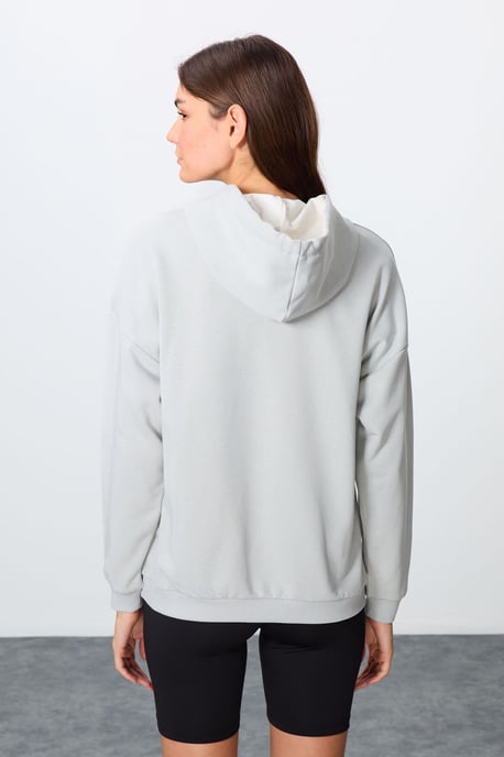 Oversized Kapuzenpullover mit Tasche - Image 6