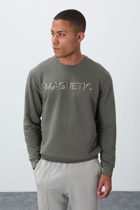 Herren Sweatshirt mit Rundhalsausschnitt und Print - Image 4
