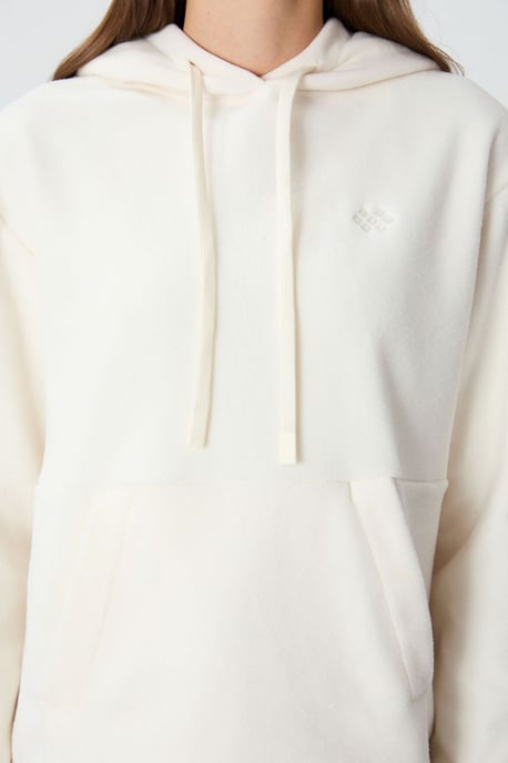 Übergroßer Plüsch-Hoodie mit Stickerei - Image 4