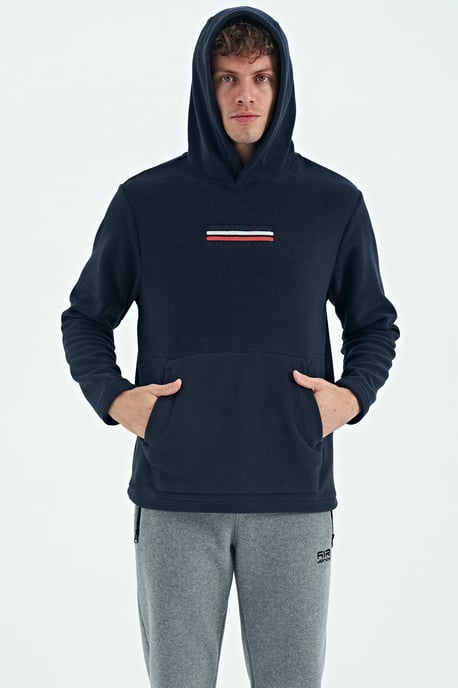 Herren Hoodie mit bedrucktem Logo - Image 5