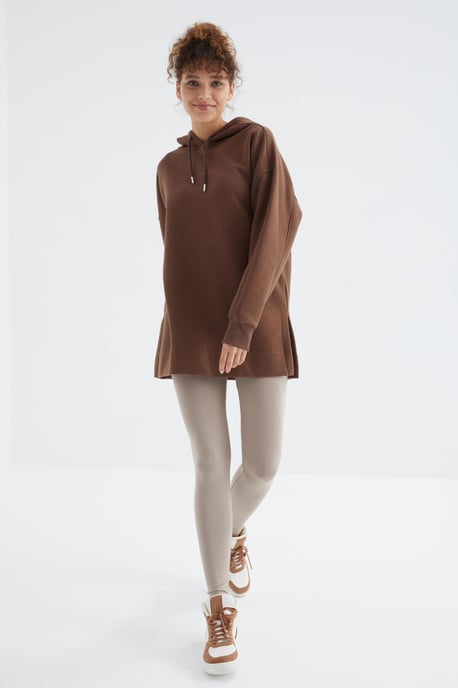 Übermaß Kapuzenpullover mit Tasche - Image 4