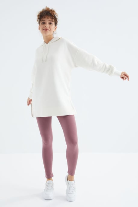 Übergrößiger Kapuzenpullover mit Tasche - Image 5