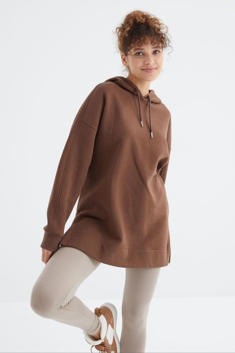Übergrößiger Kapuzenpullover mit Tasche - Image 6