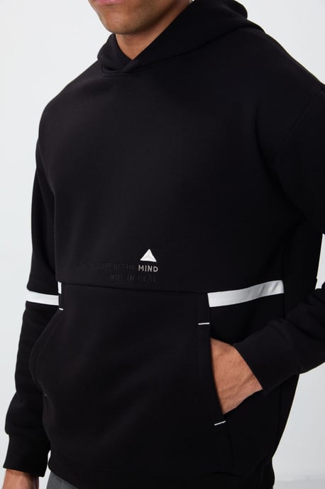Herren Kapuzen-Sweatshirt mit Farbblöcken - Image 4