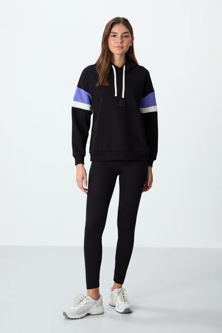 Übergrößen Farbblock Kapuzenpullover mit Tasche - Image 2