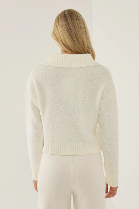 Shirtkragen-Crop-Pullover mit Tasche - Image 4