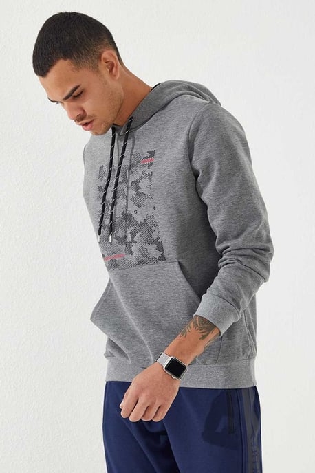Herren Kapuzenpullover mit Camouflage-Muster - Image 3