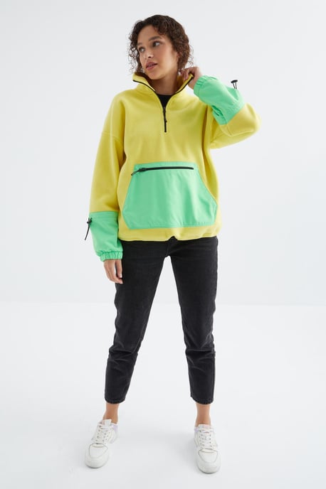 Übergroßer Plüsch-Half-Zip-Sweatshirt - Image 4