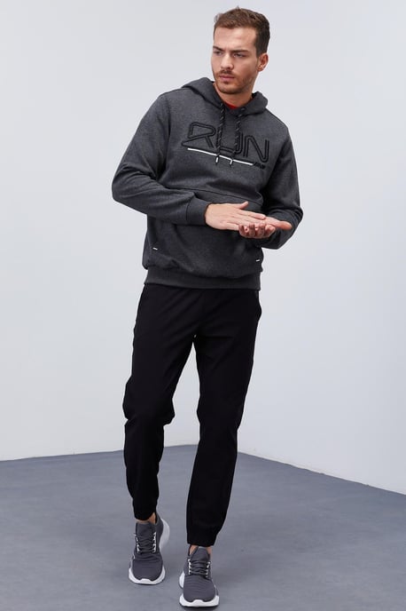Herren Hoodie mit Logo-Druck - Image 4