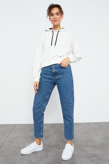 Entspanntes Hoodie-Sweatshirt mit Bindungsdetail - Image 2