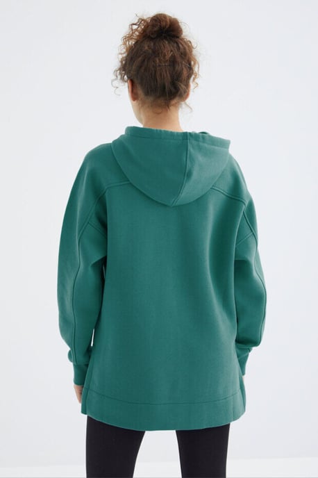 Übergrößiger Kapuzenpullover mit Tasche - Image 6